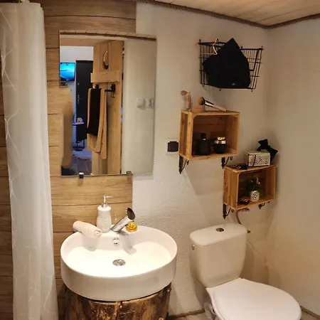 Chalet Dziko Hanka *